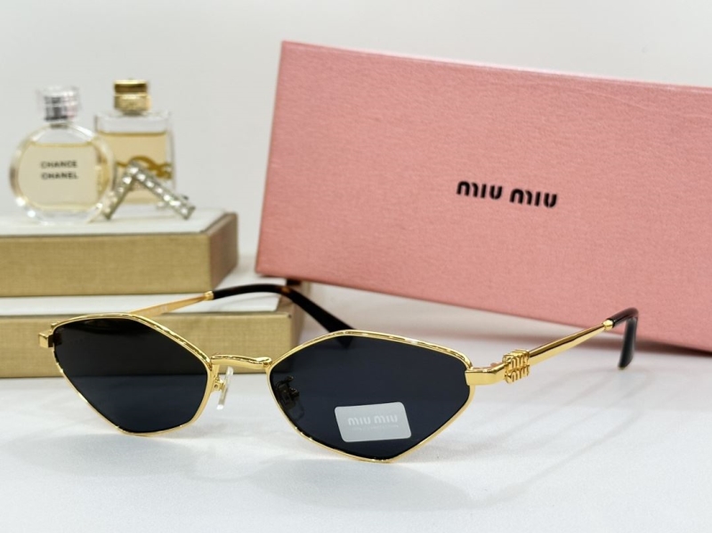 Miu miu Sunglasses